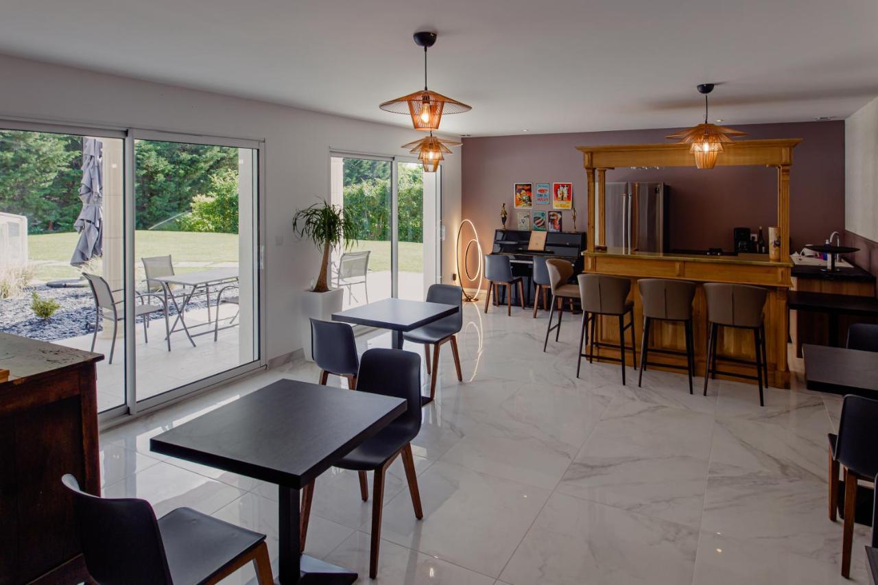Villa Des Chenes-Adult Only Saint-Doulchard Dış mekan fotoğraf